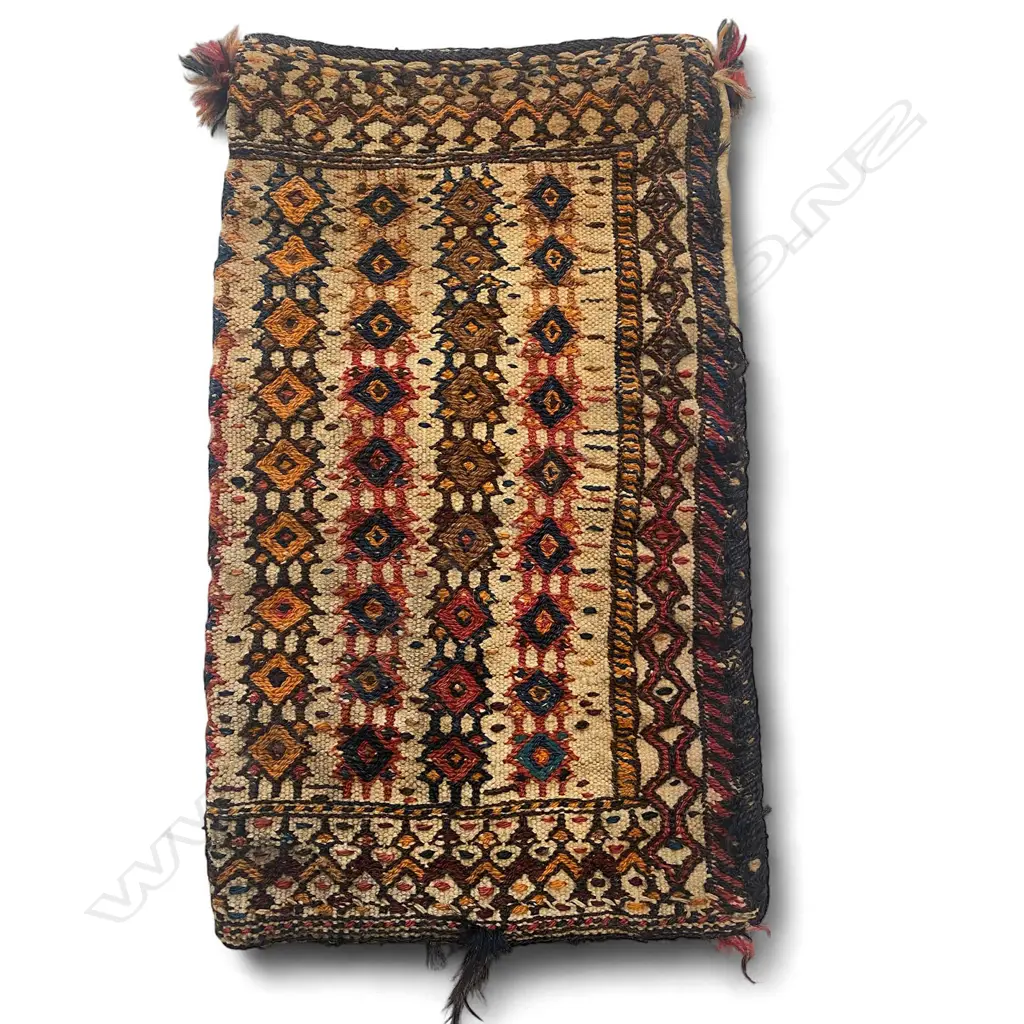 Bag – wool, - supplementary weft - double faced - white ground - rhomboid lattice repeat. 48 x 29.5cm Image 1++